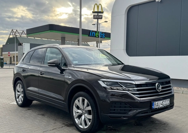 Volkswagen Touareg cena 180000 przebieg: 121000, rok produkcji 2018 z Augustów małe 742